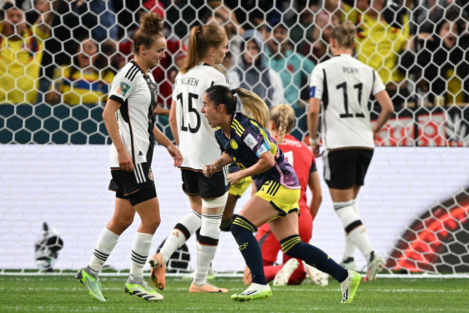 Bediente Mienen der deutschen Nationalspielerinnen nach der 1:2-Pleite gegen Kolumbien.