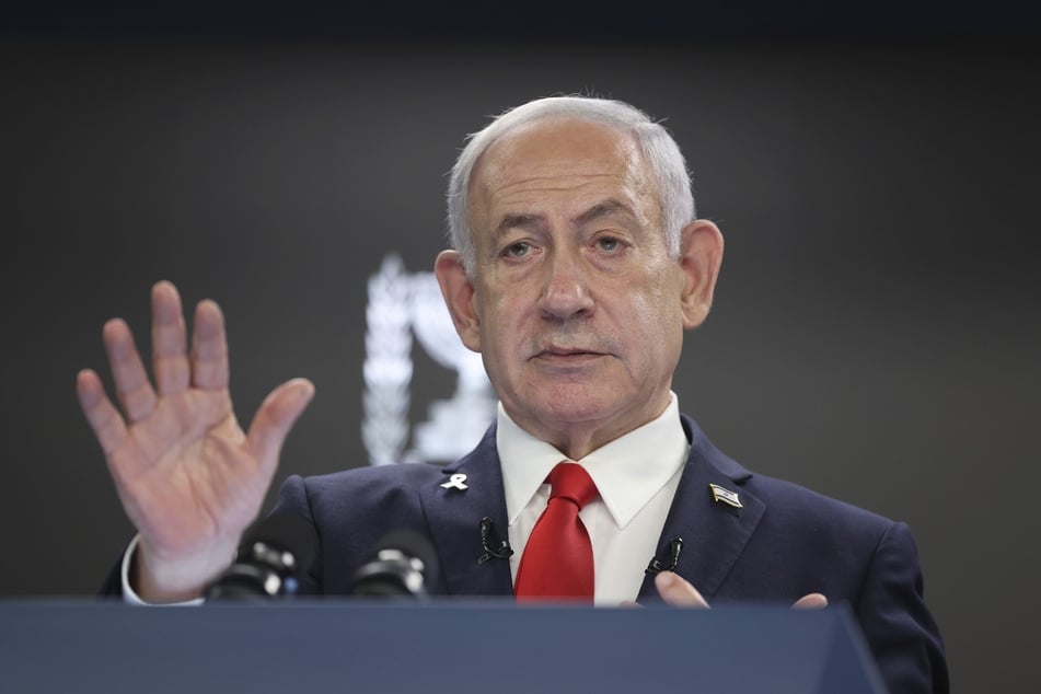 Der israelische Präsident Netanjahu geht davon aus, dass Bundeskanzler Friedrich Merz die Waffenlieferung nach Israel unter öffentlichem Druck stoppte.