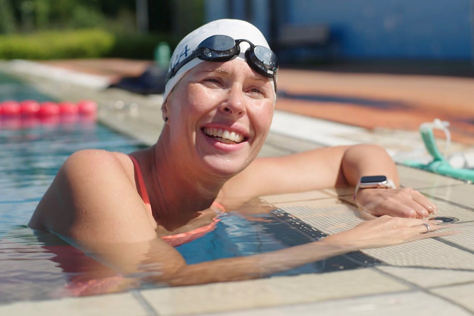 Die NDR-Reportage "Echtes Leben: Tanja Scholz - Schwimmen, um zu leben" zeigt den Weg der dreifachen Mutter zur Goldmedaille bei den Paralympics.