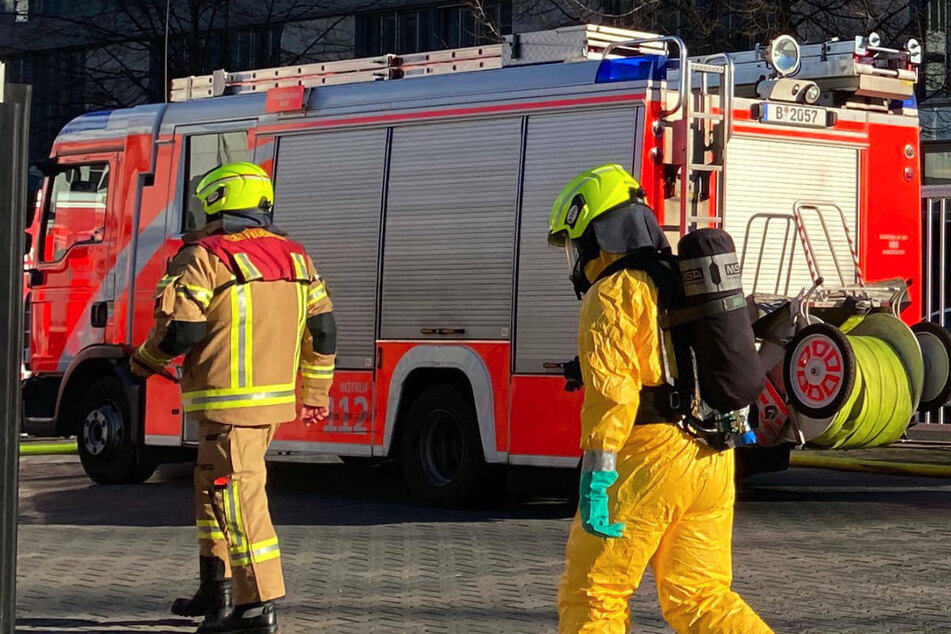 Berlin: Chemie-Unfall löst Großeinsatz der Berliner Feuerwehr aus
