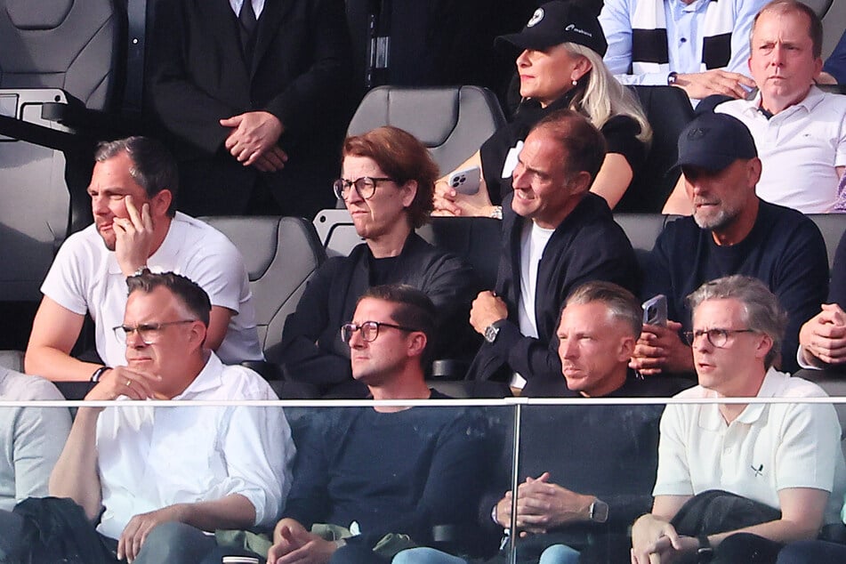 Das freut die RB-Bosse! Das Ziel, die Champions League, ist in greifbare Nähe gerückt.