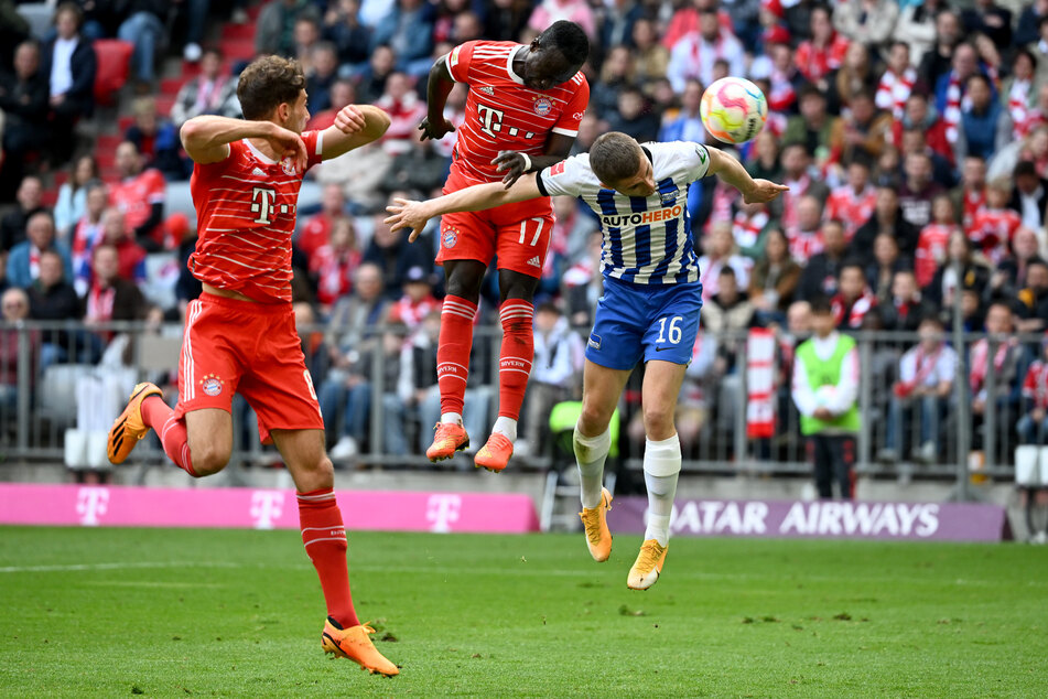 Sadio Mané (M.) und seine Teamkollegen vom FC Bayern München taten sich gegen Hertha BSC vor allem im letzten Drittel teils extrem schwer.