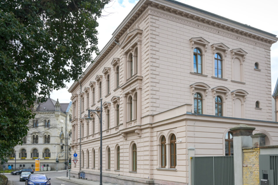 In den Räumlichkeiten in der Großen Steinstraße stehen nun mehr Büros zur Verfügung.