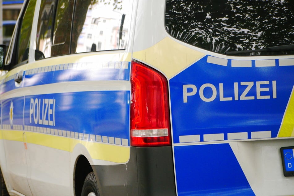 Die Polizisten erwischten einen 20-jährigen mutmaßlichen Drogendealer bei einer Kontrolle. (Symbolfoto)