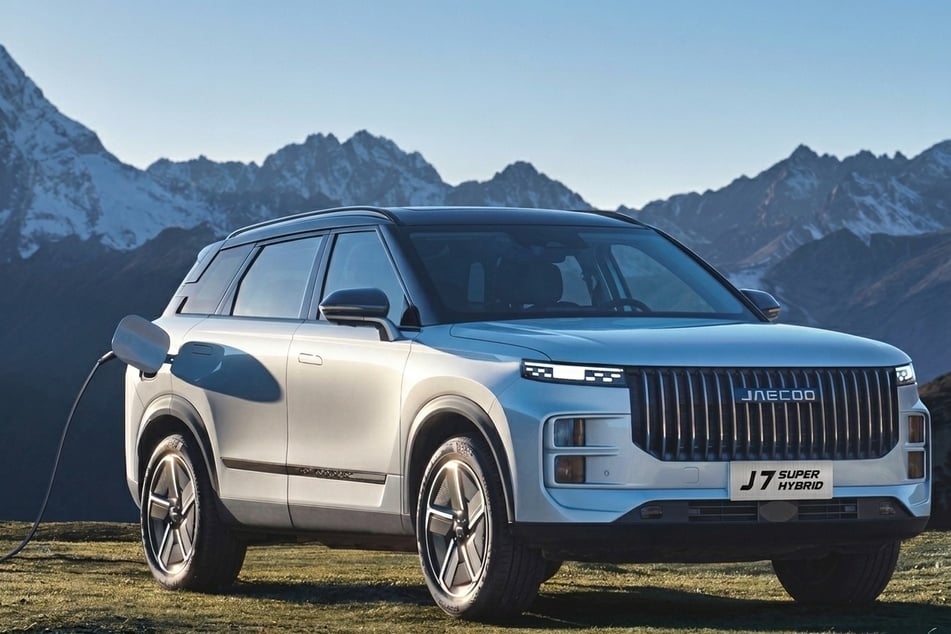 Der JAECOO7 PHEV First Edition ist der perfekte Begleiter für lange Strecken.