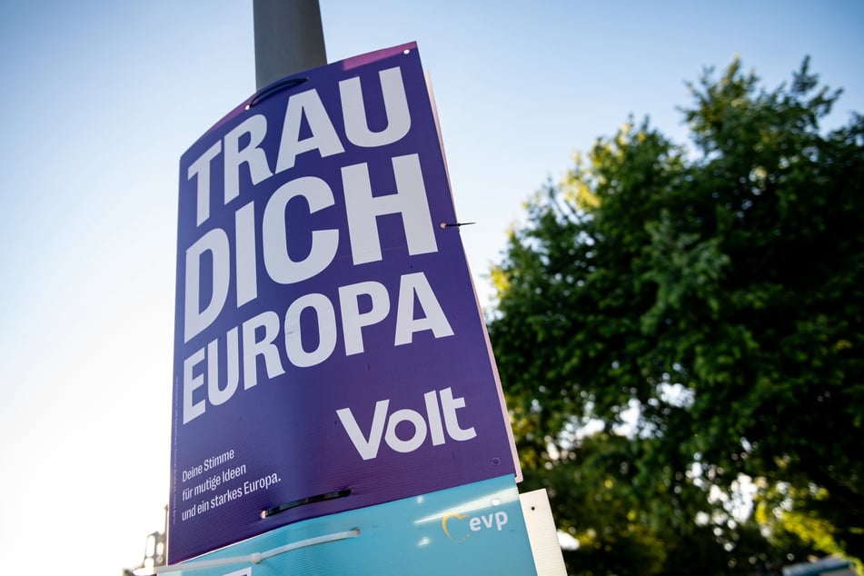 Volt gilt als klare pro-europäische Partei und konnte mit ihrem Wahlprogramm vor alle bei jungen Hamburgerinnen und Hamburgern punkten.