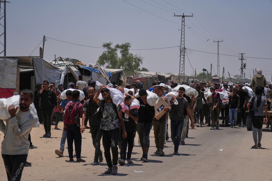 Immer wieder werden Palästinenser nahe Verteilzentren der umstrittenen Gaza Humanitarian Foundation getötet.