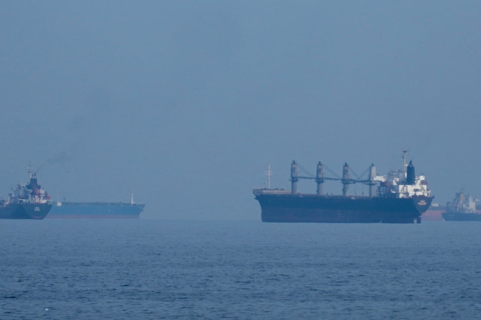 Nahost-Konflikt: Iran reklamiert Angriff auf drei Frachtschiffe für sich