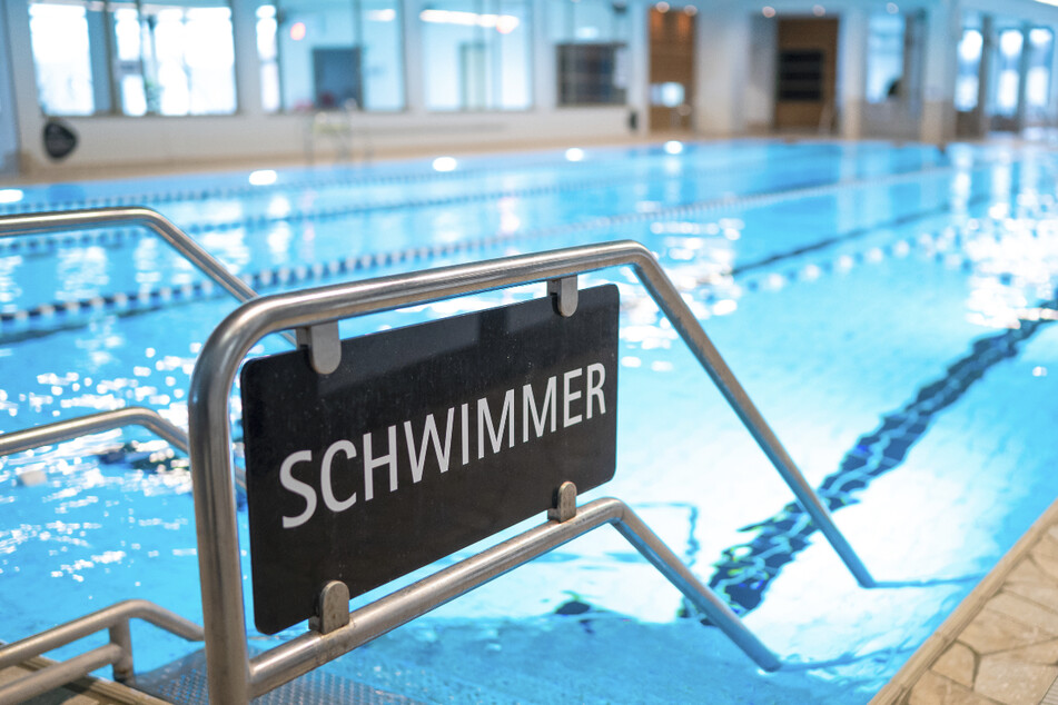 Der Badische Schwimm-Verband appelliert an Kommunen und private Betreiber, neben den Freibädern auch die Hallenbäder zu öffnen.