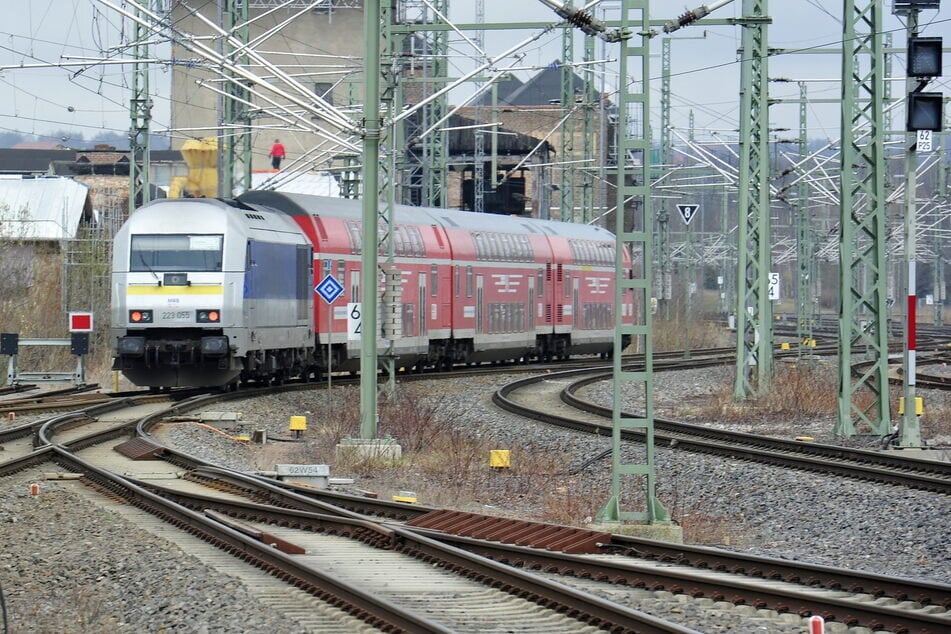 Auf der Linie RE 6 zwischen Leipzig und Chemnitz steht ab sofort wieder die komplette Platzkapazität von über 300 Sitzplätzen pro Zug zur Verfügung.