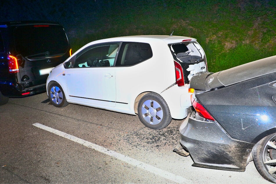 Insgesamt waren fünf Autos involviert, sieben Personen wurden verletzt.