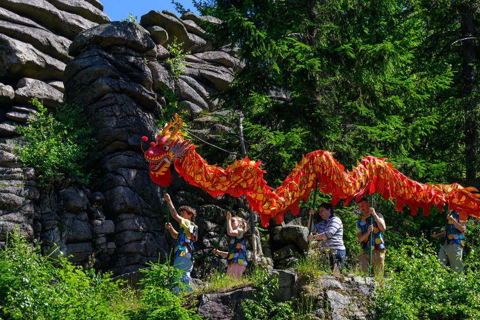 Die Greifenstein-Festspiele im Erzgebirge zeigen unter anderem das Familienstück "Drachen haben nichts zu lachen".