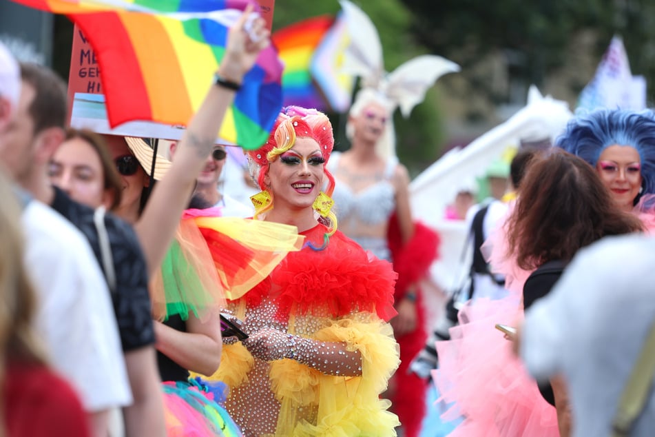 230.000 Zuschauer verfolgten den Demonstrationszug zum CSD in München.