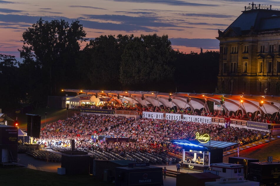 Auch Musik-Veranstaltungen finden mit Tausenden Gästen statt.