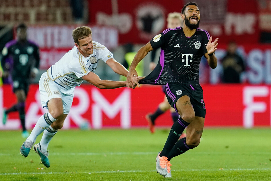 Beim FC Bayern München kam Choupo-Moting in der laufenden Saison bisher nur sporadisch zum Einsatz. Ein Wechsel hätte bei der Eintracht aber das komplette Gehaltsgefüge durcheinandergewirbelt.