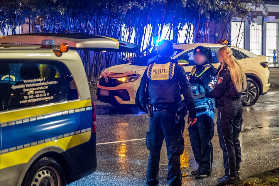 Einer der Fußgänger schwebt weiterhin in Lebensgefahr.
