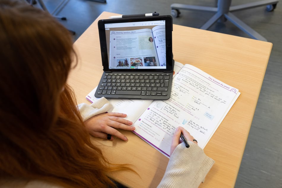 CDU und SPD bilden im Freistaat eine Minderheitsregierung und sind bei ihren Vorhaben auf Stimmen von BSW, Grünen und Linken angewiesen. (Symbolfoto)