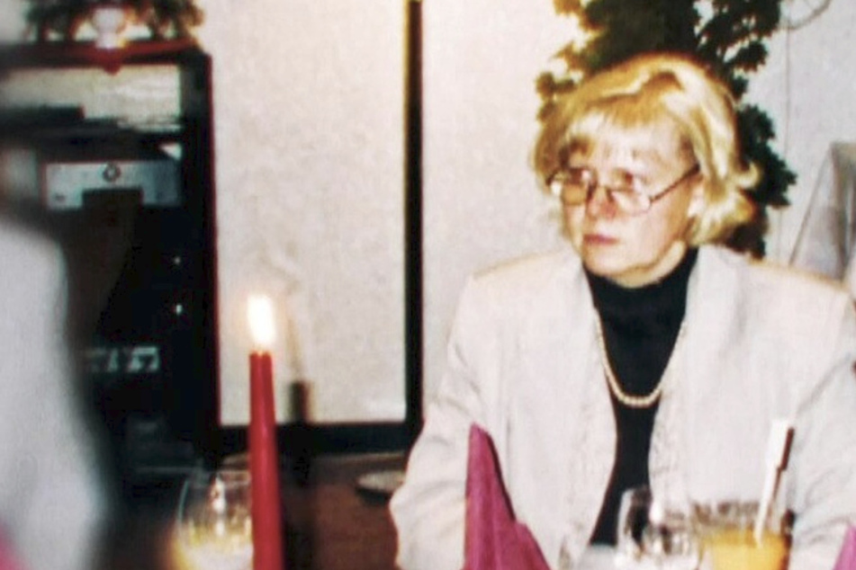 Sächsin tötet Ehemann (†49) mit Pfefferminz-Eis - 17 Jahre später filmt Tochter heimlich das Geständnis