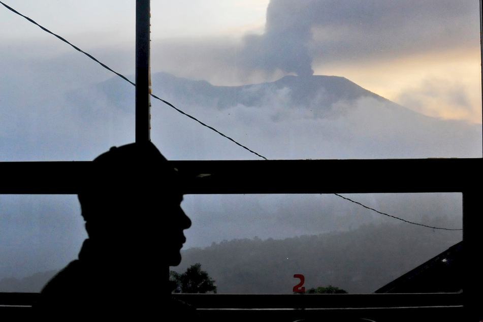 Nach heftigem Vulkanausbruch: Schlechte Aussicht für Suche nach Vermissten