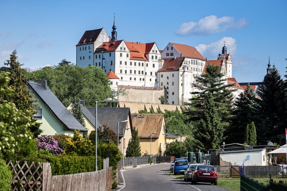 Blick auf das Schloss Colditz - in dem historischen Gemäuer befindet sich eine der schönsten sächsischen Jugendherbergen.