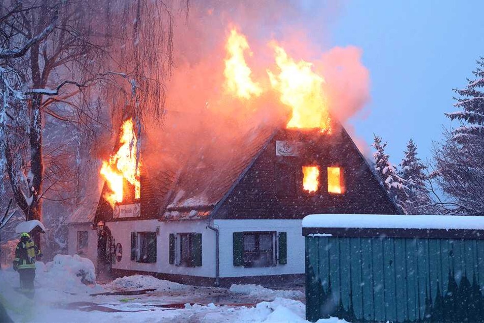 Am 9. Januar brannte die Waldschänke ab.