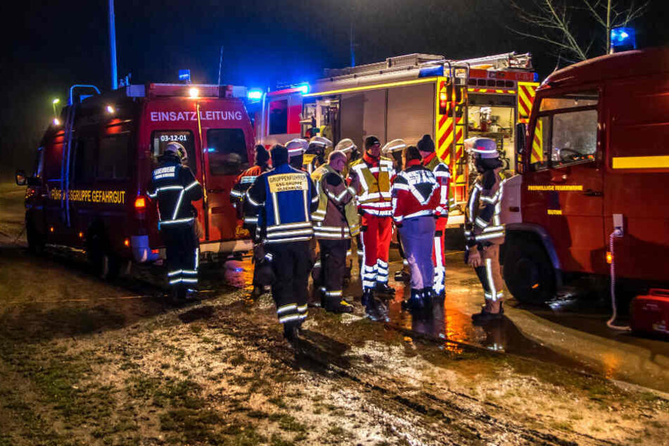 Etwa 60 Einsatzkräfte rückten am Abend in Eutin an.