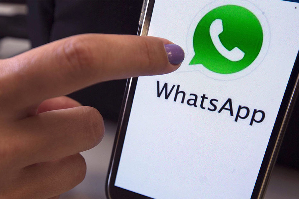 Die Suchtgefahr durch WhatsApp, Facebook und andere soziale Medien hat dramatisch zugenommen.