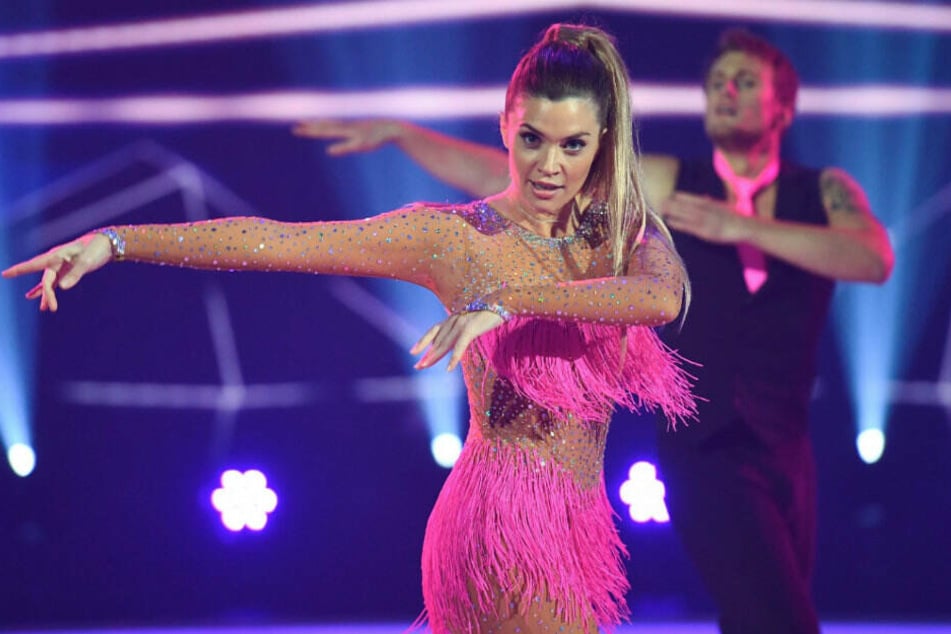 Für Nadine Klein und Tanzpartner Niko Ulanovsky ist das Abenteuer Dancing on Ice vorbei.