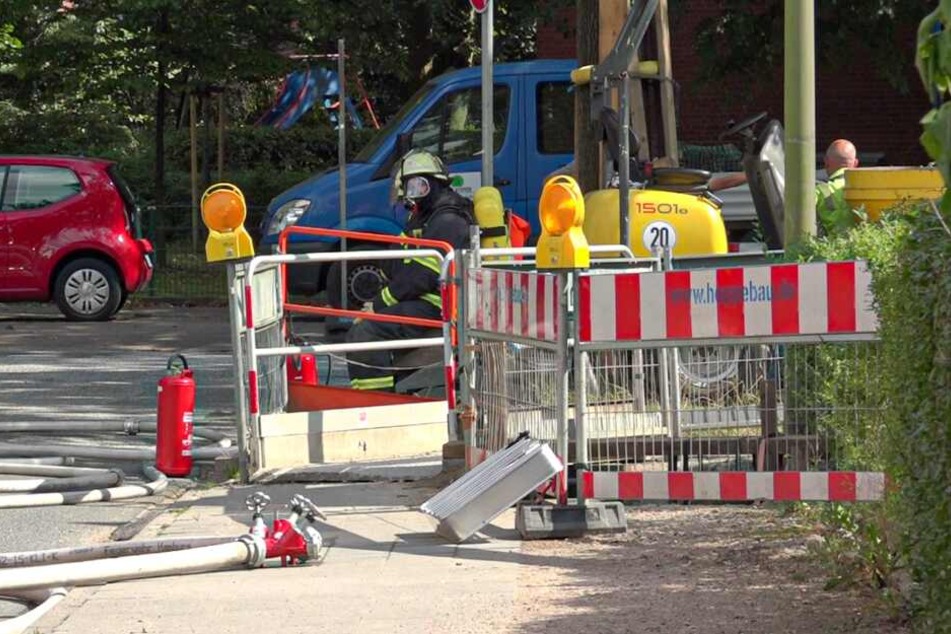 Das Gas war aus einer Leitung an der Baustelle geströmt.