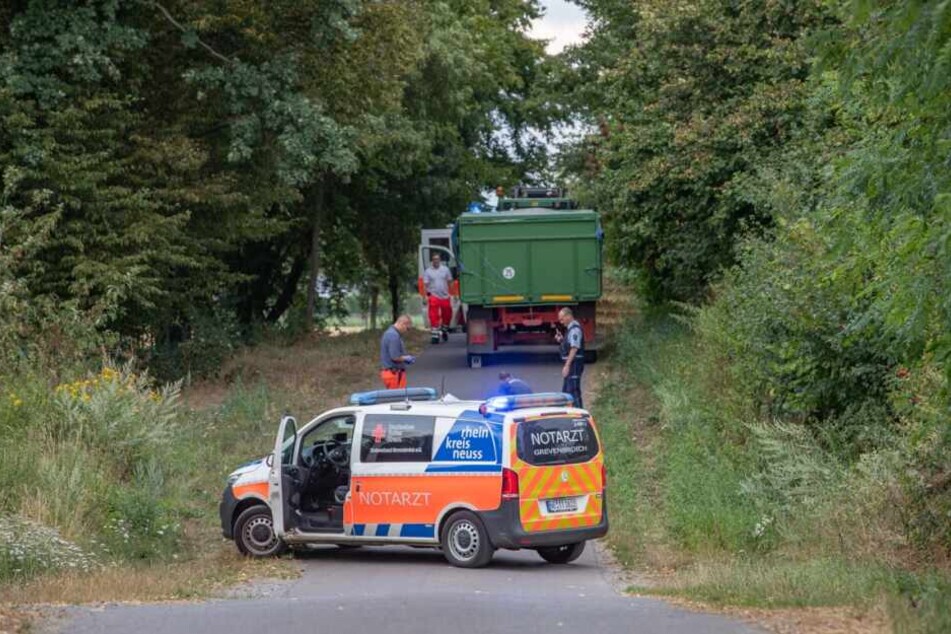 Der Radfahrer wurde bei dem Unfall tödlich verletzt.