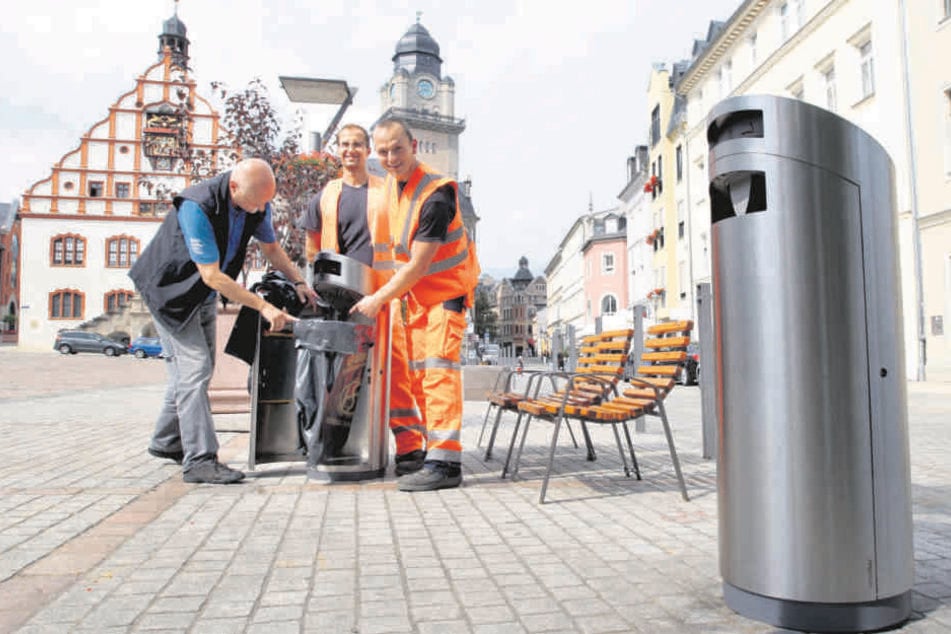 In Plauen geht der "Abfallhai" um. Ist der Eimer voll, erhält die Müllabfuhr via App eine Nachricht und kann ihn leeren.