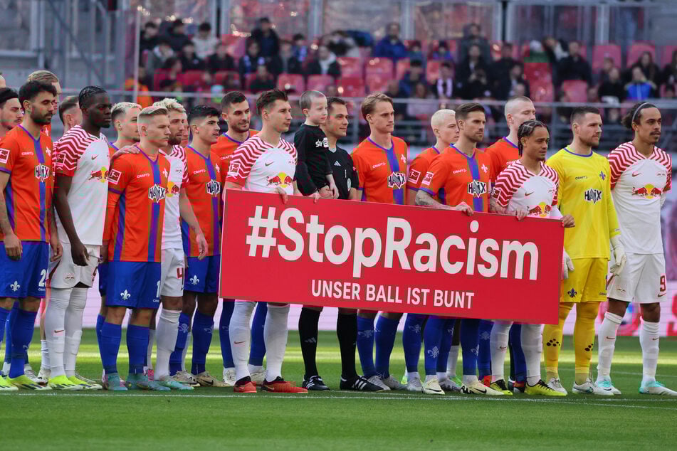 RB Leipzig hat eine klare Einstellung: "Unser Ball ist bunt!"
