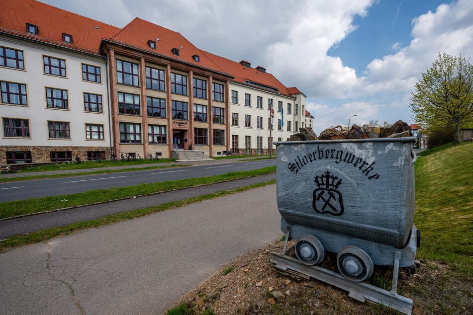 Die TU Bergakademie Freiberg hat nach dem mutmaßlichen Cyberangriff Strafanzeige gegen unbekannt erstattet.