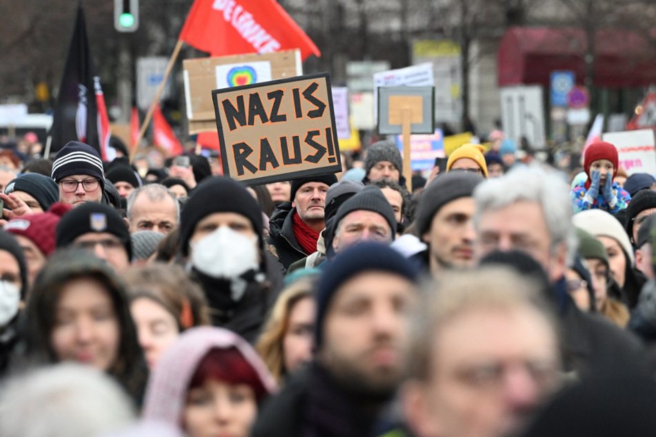 An den bundesweiten Protesten, gegen die Deportationspläne, wie hier in Berlin, nahmen bereits Zehntausende Menschen teil.