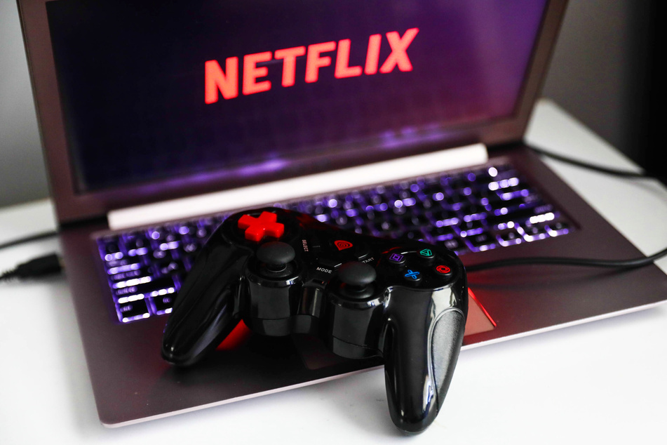 Netflix plans to make it even easier for you to never leave your screen. Soon, you can take a break from binging your favorite show to binge your favorite Netflix-exclusive game.