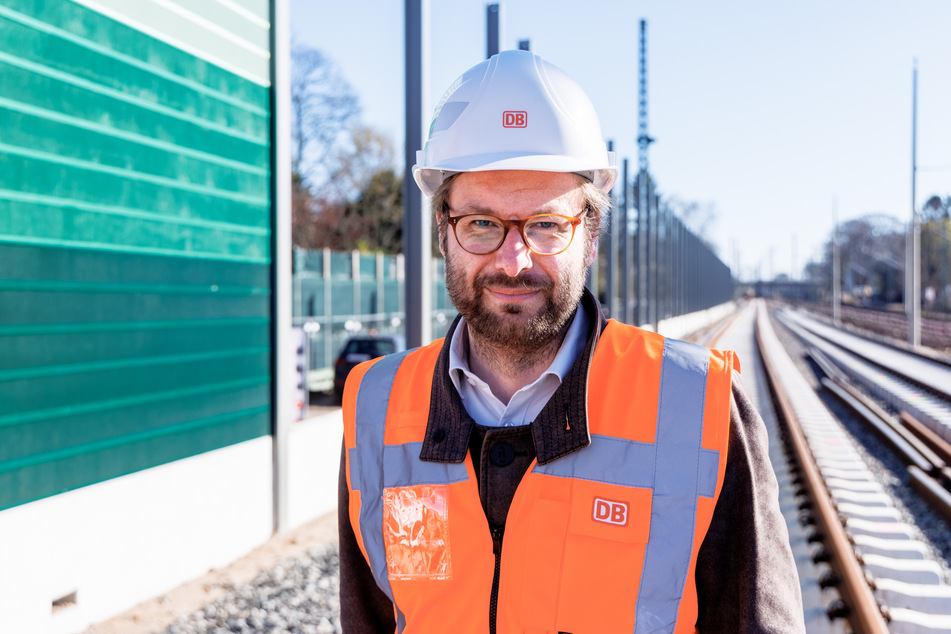 Anjes Tjarks (42, Bündnis 90/Die Grünen), Verkehrssenator von Hamburg, hat die Vorteile des Bauprojekts verdeutlicht.
