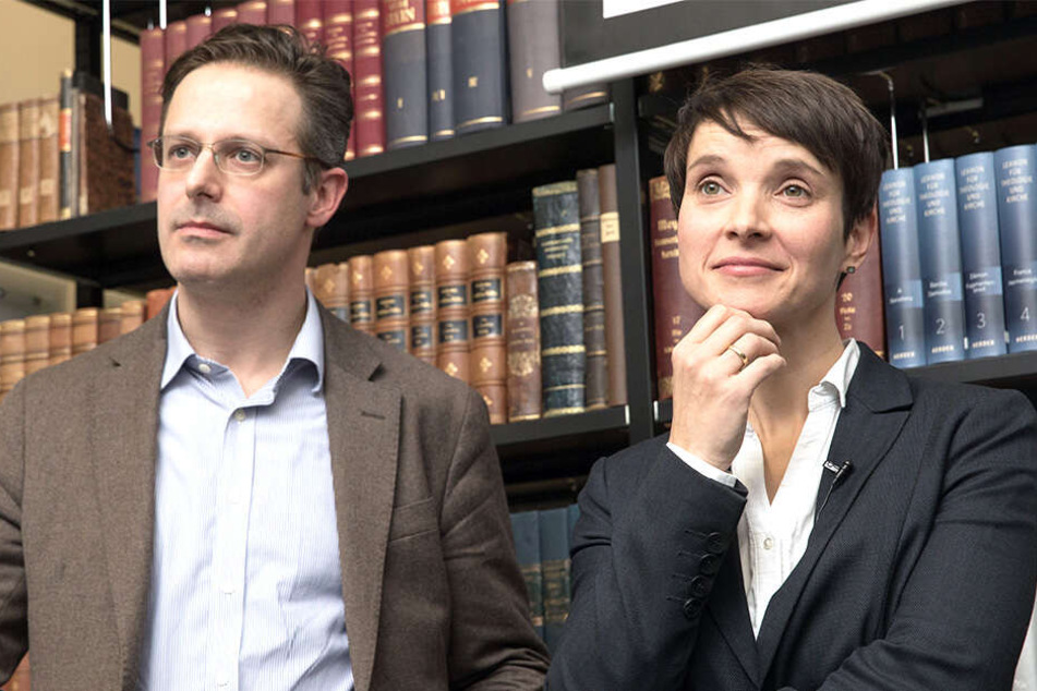 Frauke Petry und ihr Mann Marcus Pretzell riefen "Die blaue Partei" ins Leben.