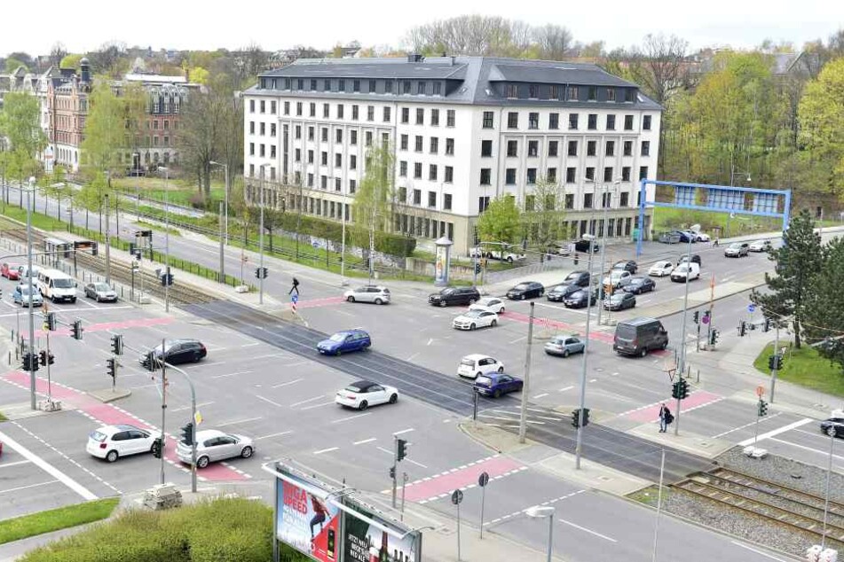 Die erste Attacke passierte im Bereich der Kreuzung Reichsstraße/ Zwickauer Straße. (Archivbild)