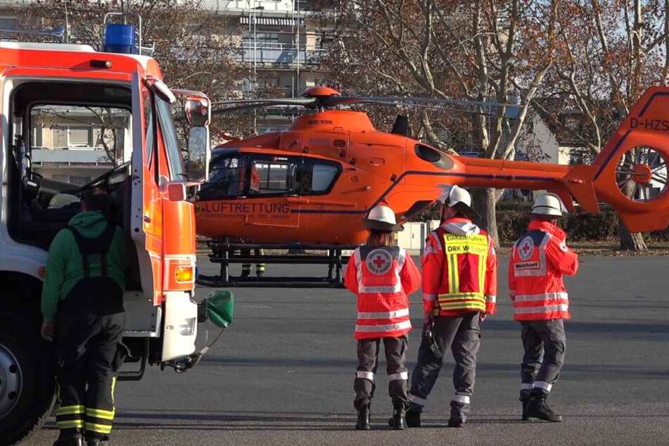 Der Mann musste wegen der schweren Verbrennungen in ein Krankenhaus geflogen werden.