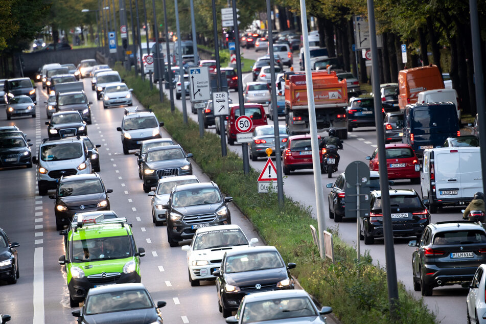 An 9500 Standorten soll in Bayern erhoben werden, welche und wie viele Fahrzeuge dort unterwegs sind.
