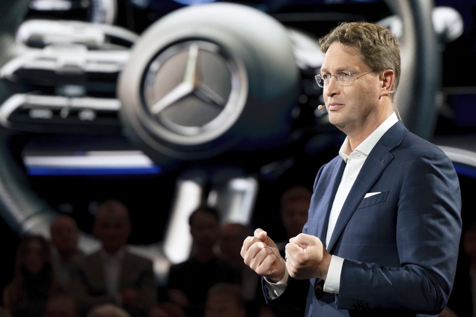 Für "Frieden, Sicherheit und Freiheit": Mercedes erwägt Einstieg in Rüstungsproduktion