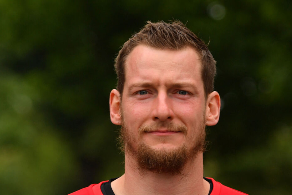 Dresdens Keeper Mario Huhnstock hielt stark, konnte die Niederlage aber nicht verhindern (Archivbild).
