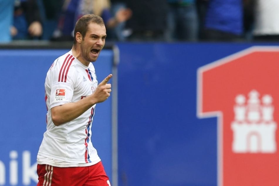 Pierre-Michel Lasogga jubelt nach einem Tor. Bei bulligen HSV-Stürmer läuft's derzeit prächtig - in Aue soll dieser Lauf gestoppt werden.