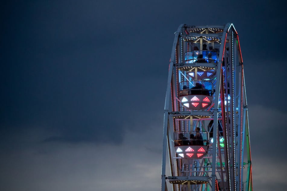 Ein Sturz aus einem Riesenrad auf dem Open Beatz Festival endete für einen 31-Jährigen tödlich. (Symbolbild)