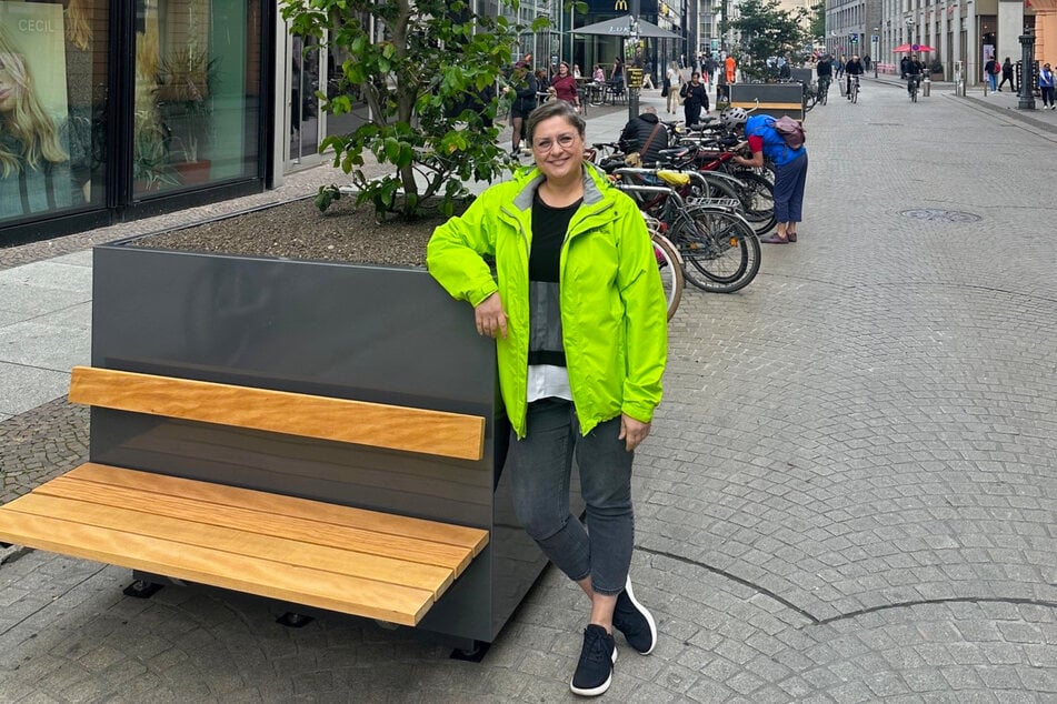 Aus drei verschiedenen Modellen in Schwarz und braun konnten die Leipziger wählen.