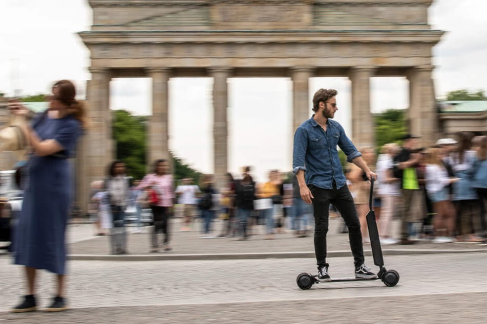 Audi will eine sportliche Alternative zu aktuellen E-Scootern auf den Markt bringen.