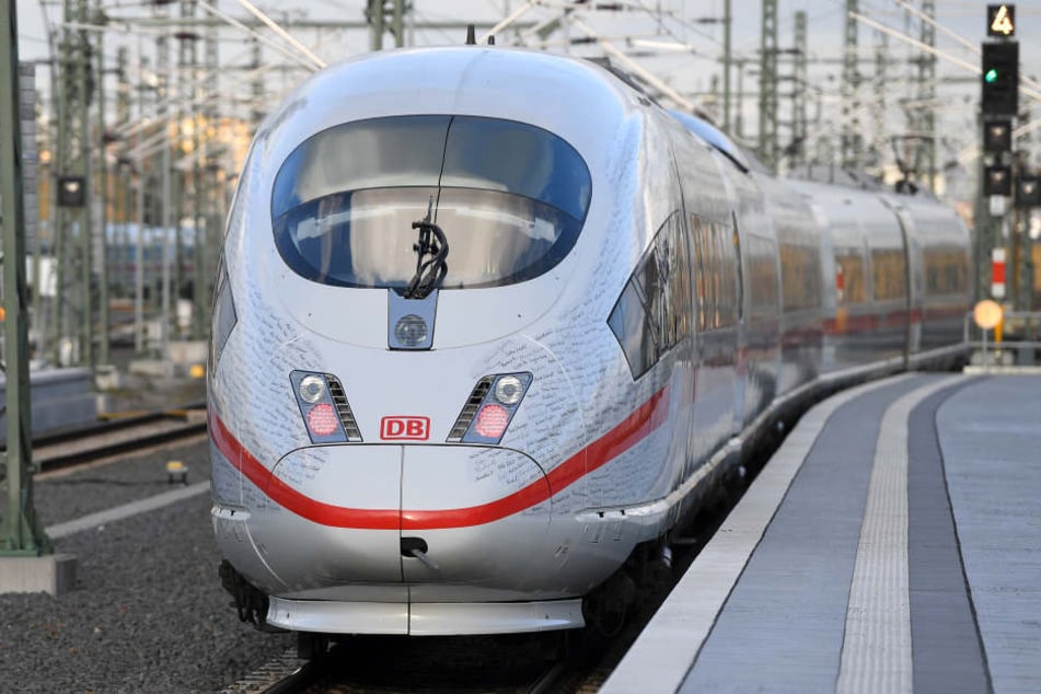 Die Fahrzeit von Berlin nach München verringert sich mit Fahrplanwechsel am Sonntag auf unter vier Stunden.