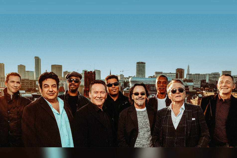 Die Band UB40 mit Frontmann Duncan Campbell (r.).