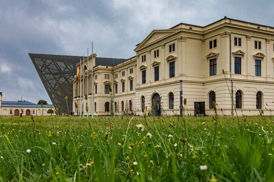 Dem Militärhistorischen Museum in Dresden wurde die Echtheit von historischen Dokumenten vorgegaukelt.