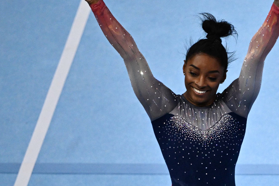 Simone Biles goes for gold in quest to claim 20th world title